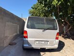 Mercedes V 220-2