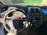 Mercedes V 220-5