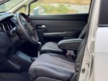 Nissan Tiida-11