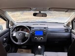 Nissan Tiida-15