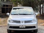 Nissan Tiida-1