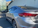 Hyundai Elantra-7
