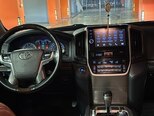 Toyota Land Cruiser-3