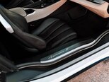 BMW i8-8
