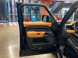 Land Rover Defender-9