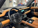 Land Rover Defender-10