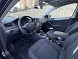 Volkswagen Jetta-6