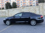 Volkswagen Jetta-4