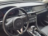 Kia K5-4
