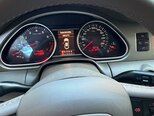 Audi Q7-6
