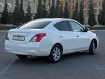 Nissan Sunny-3