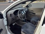 Nissan Sunny-11