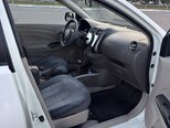 Nissan Sunny-14