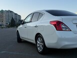 Nissan Sunny-8