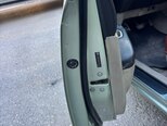 Toyota Prius-20