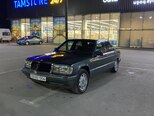 Mercedes 190-1