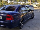 Opel Vectra-9