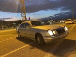Mercedes E 230-1