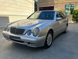 Mercedes E 220-1
