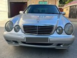 Mercedes E 220-2