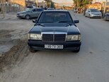 Mercedes 190-1