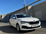 Skoda Rapid-2
