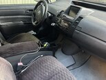 Toyota Prius-5