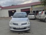 Nissan Tiida-1