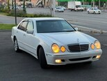 Mercedes E 240-2