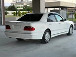 Mercedes E 240-8
