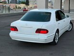 Mercedes E 240-21