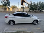 Hyundai Elantra-10