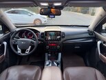 Kia Sorento-13