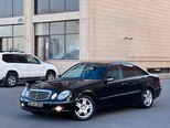 Mercedes E 240-1