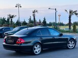 Mercedes E 240-3