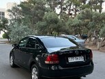 Volkswagen Polo-7