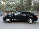 Volkswagen Polo-4