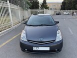 Toyota Prius-3