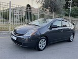 Toyota Prius-2