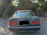 Mercedes E 240-8