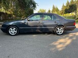Mercedes E 240-4