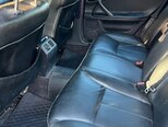 Mercedes E 240-11