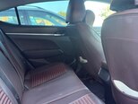 Hyundai Elantra-8