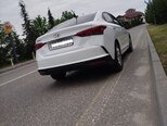 Hyundai Accent-7