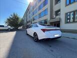 Hyundai Elantra-8