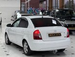 Hyundai Accent-9