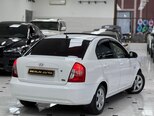Hyundai Accent-8