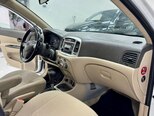 Hyundai Accent-18