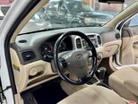 Hyundai Accent-19
