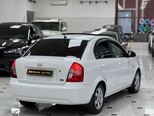 Hyundai Accent-10